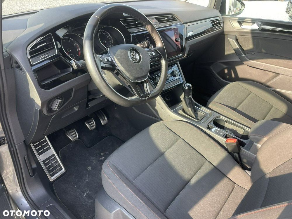 Volkswagen Touran 1.4 TSI (BlueMotion Technology) SOUND - 11