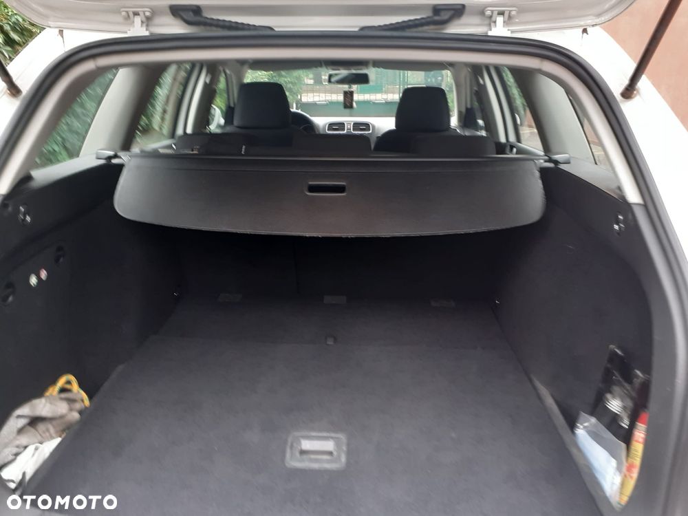 Volkswagen Golf 1.6 TDI Comfortline - 7