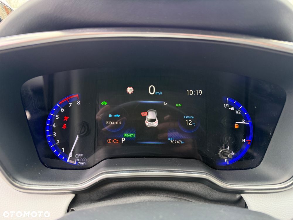 Toyota Corolla 2.0 Hybrid Executive - 7