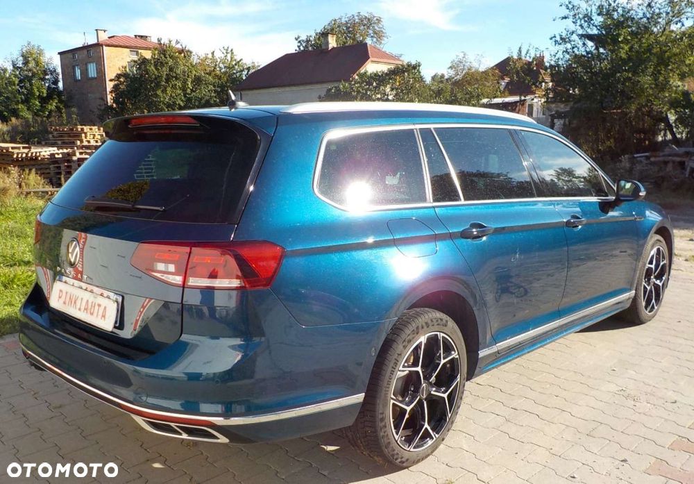 Volkswagen Passat - 13