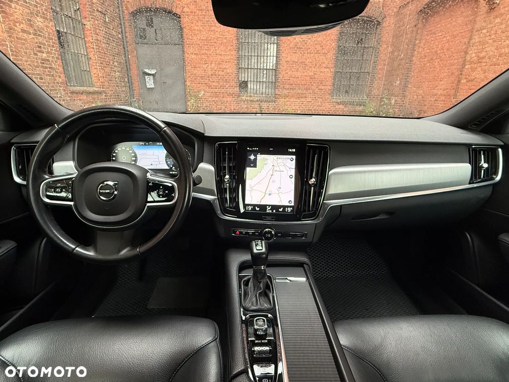 Volvo S90 D4 Momentum - 16