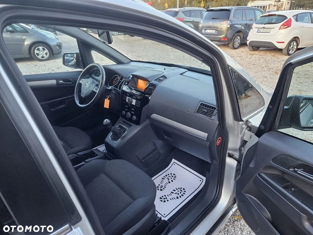 Opel Zafira 1.8 Edition - 25