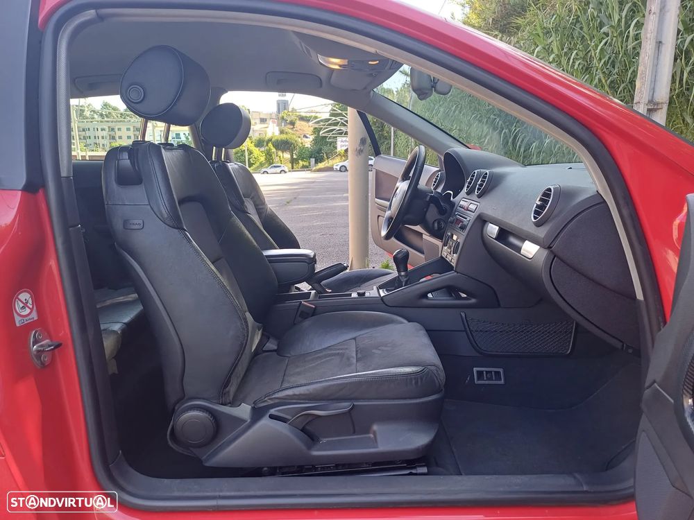 Audi A3 2.0 FSI Sport - 30