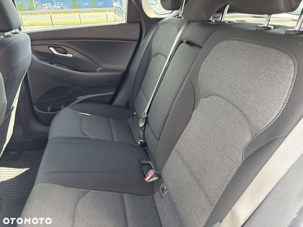 Hyundai i30 1.5 DPI Comfort - 16
