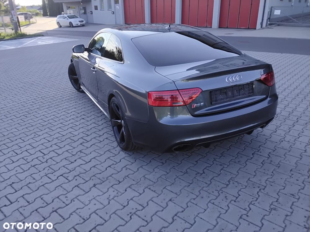 Audi RS5 Coupé Standard - 6