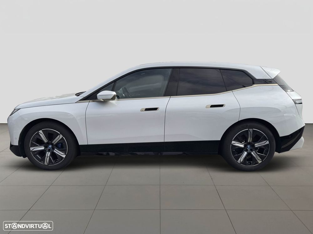 BMW iX xDrive50 - 4