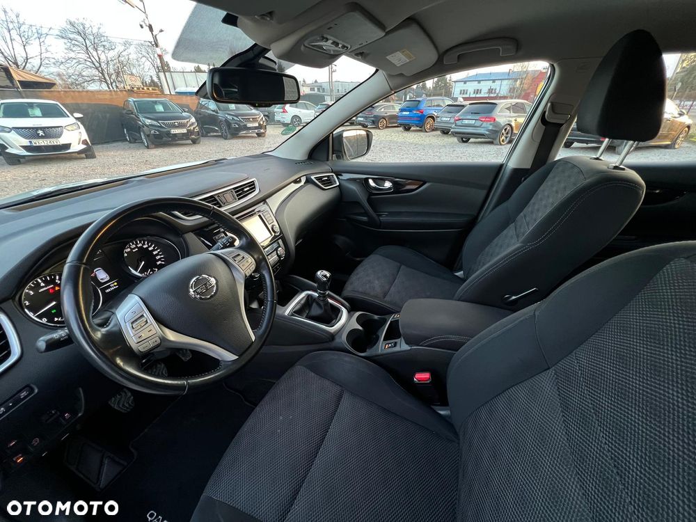Nissan Qashqai 1.6 DIG-T Tekna - 24