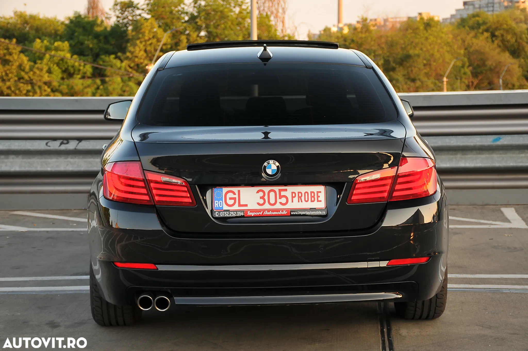 BMW Seria 5 520d - 13