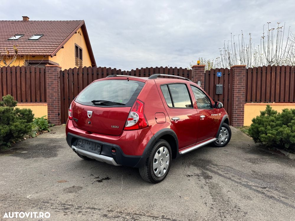 Dacia Sandero 1.5 DCI Stepway - 4