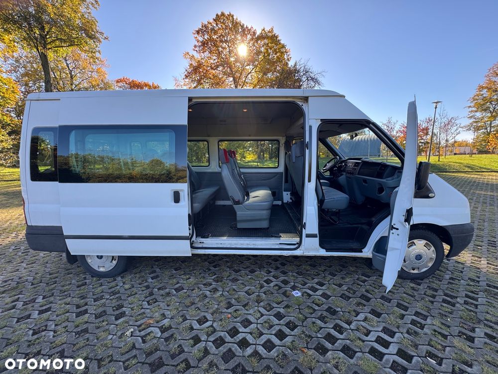 Ford Transit - 24