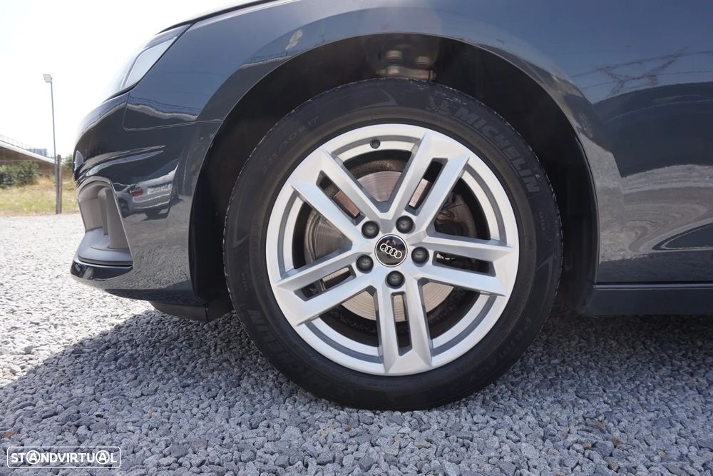 Audi A4 Avant 30 TDI Advanced S tronic - 10