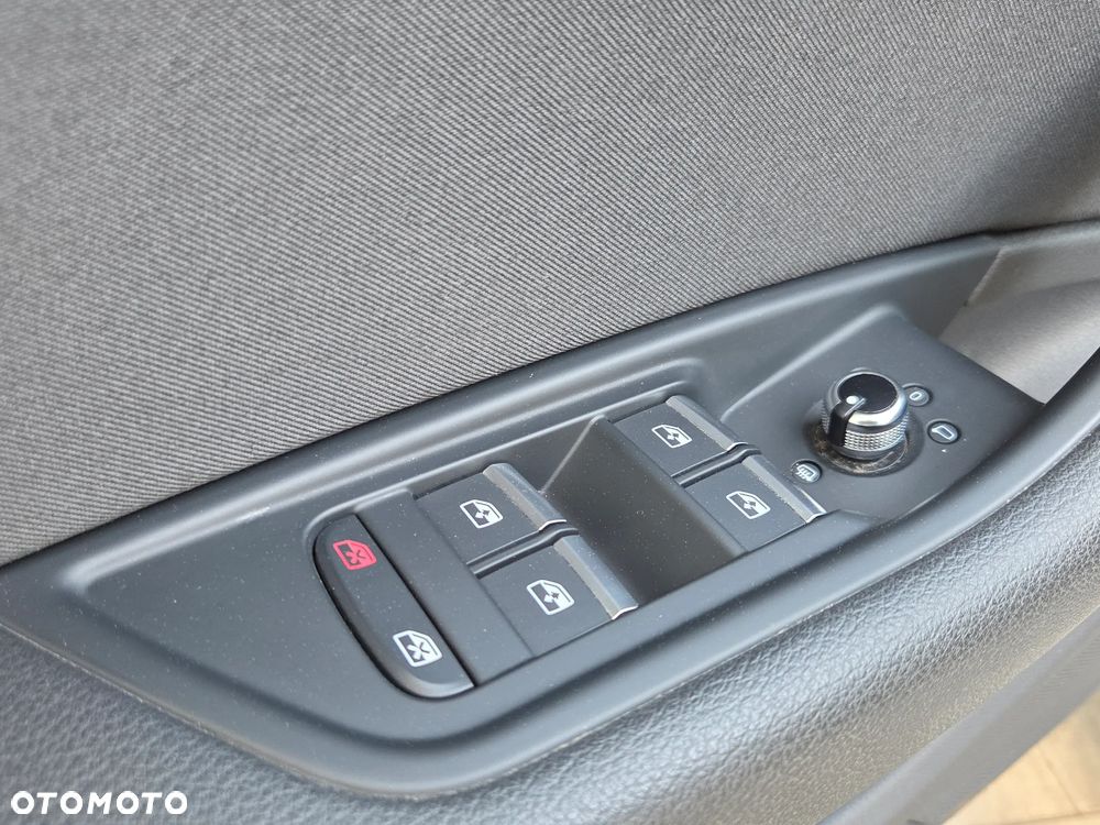 Audi A4 Avant 40 TDI S tronic sport - 30