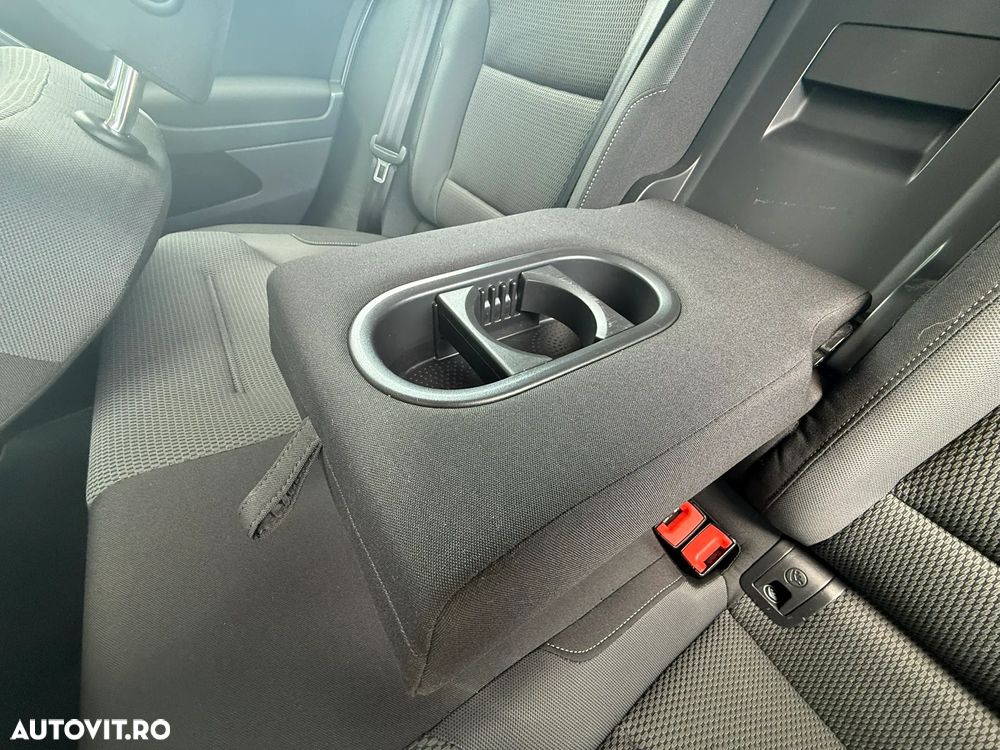 Volkswagen Golf 1.2 TSI BlueMotion Technology Comfortline - 28