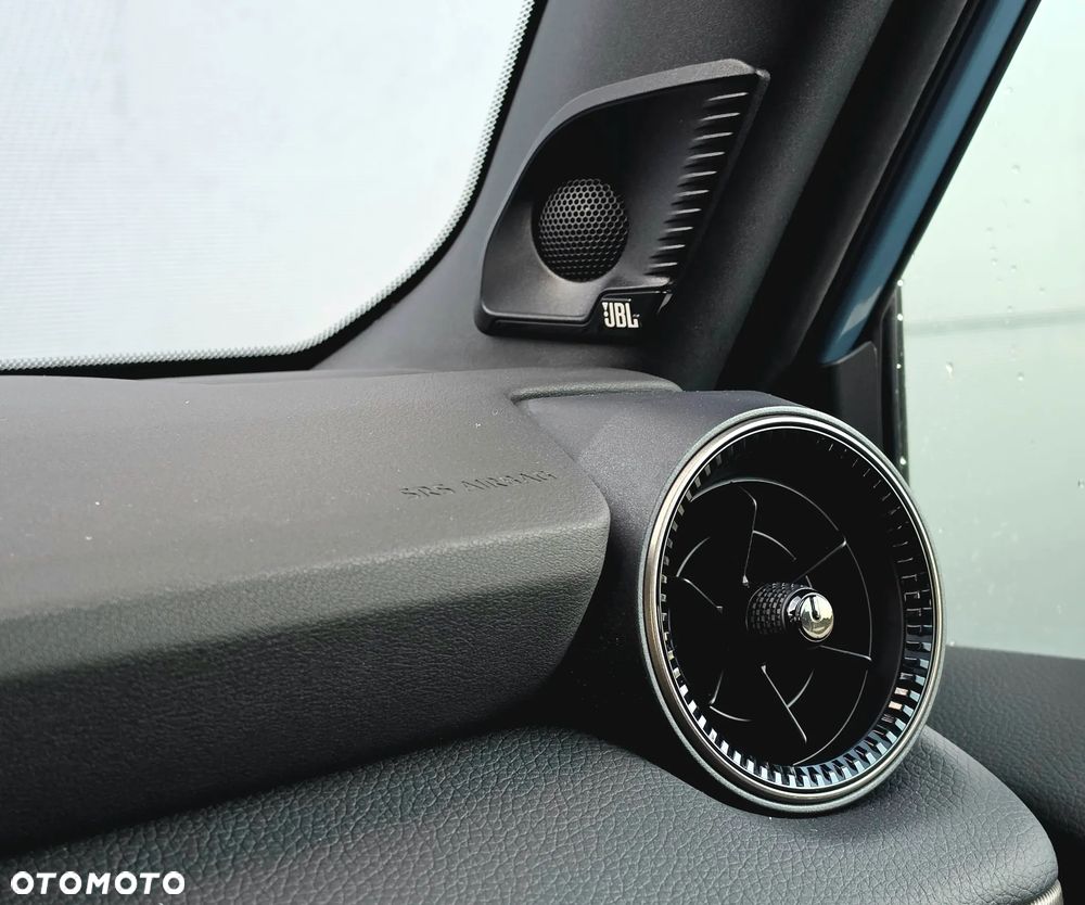 Toyota Land Cruiser - 25