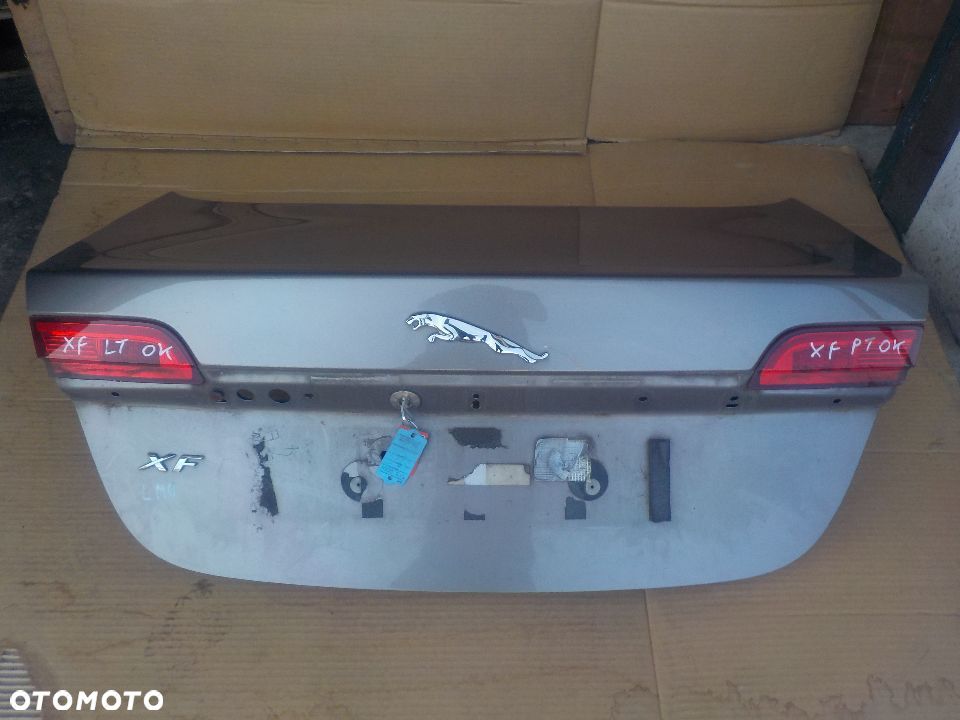 JAGUAR XF KLAPA BAGAŻNIKA LMO