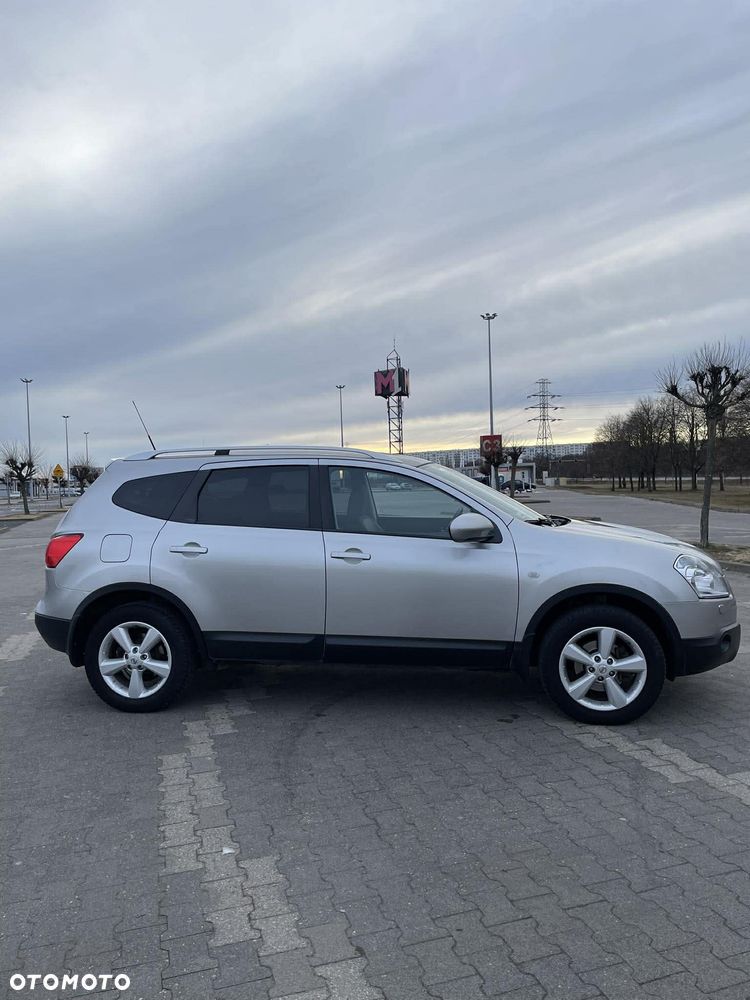 Nissan Qashqai+2 - 2