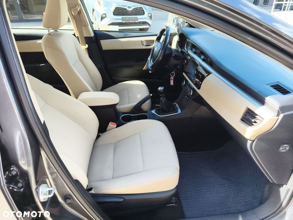 Toyota Corolla 1.6 Premium EU6 - 9