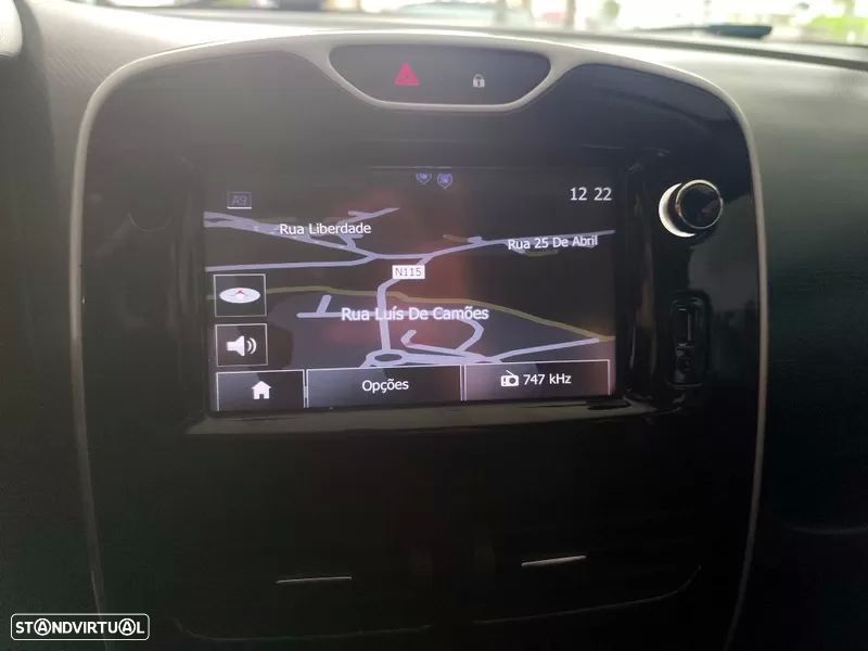 Renault Clio Sport Tourer 0.9 TCE Dynamique S - 3