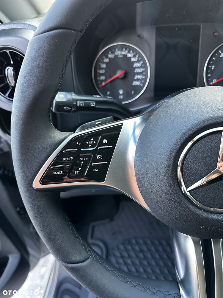 Mercedes-Benz Vito Tourer Lang PRO - 25