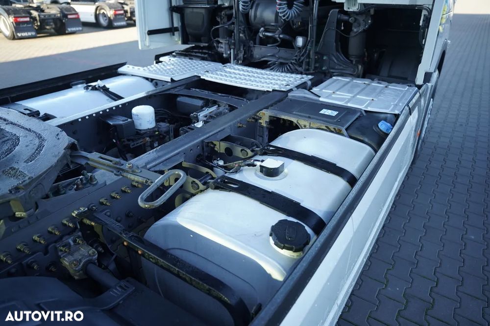 Volvo FH 500 / XXL / NON-I-SAVE / EURO 6 / ANVELOPE NOI / AER CONDIȚIONAT DE STAȚIONARE / I-SHIFT / PROVENIT DIN CONTRACT DE SERVICE / - 16