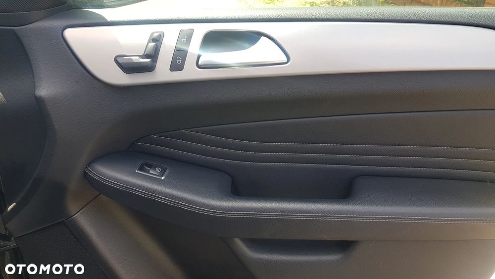 Mercedes-Benz ML 350 BlueTEC 4MATIC 7G-TRONIC - 23