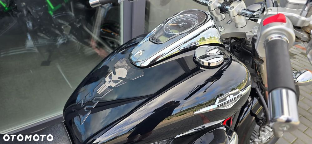 Suzuki VL 800 Volusia - Boulevard C50 - 15