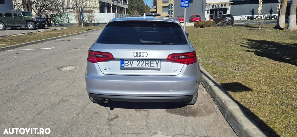 Audi A3 1.6 TDI ack S tronic sport - 6