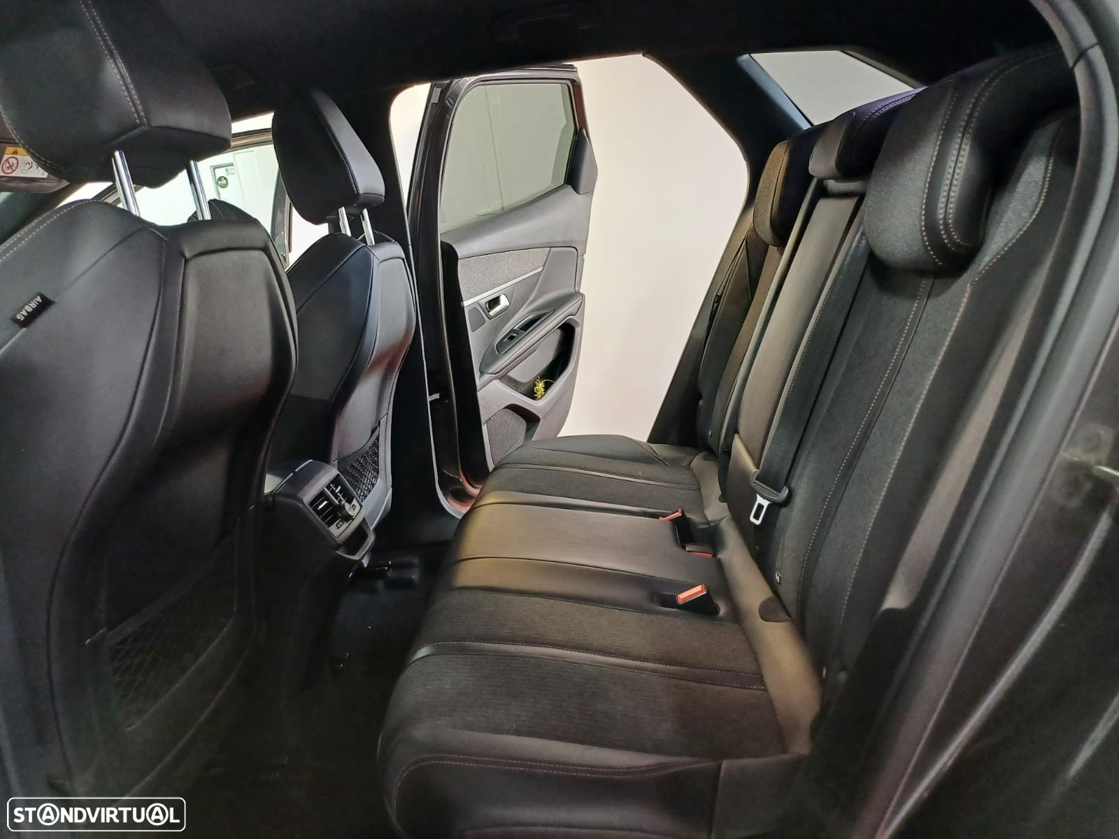 Peugeot 3008 1.6 BlueHDi GT Line EAT6 - 13