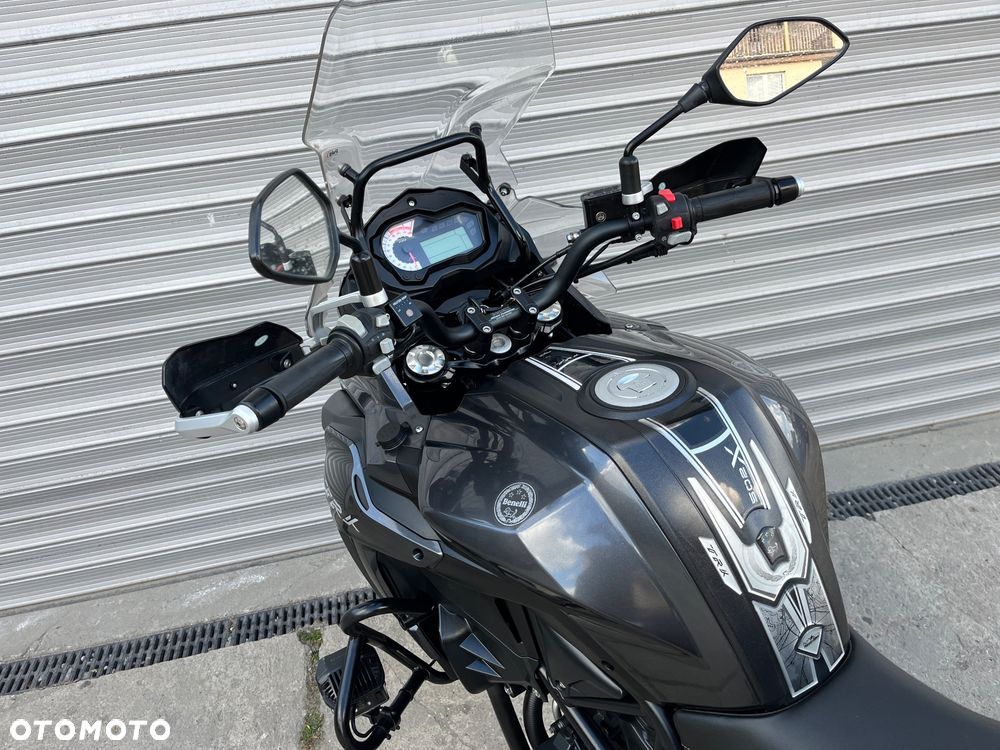Benelli TRK 502 - 11