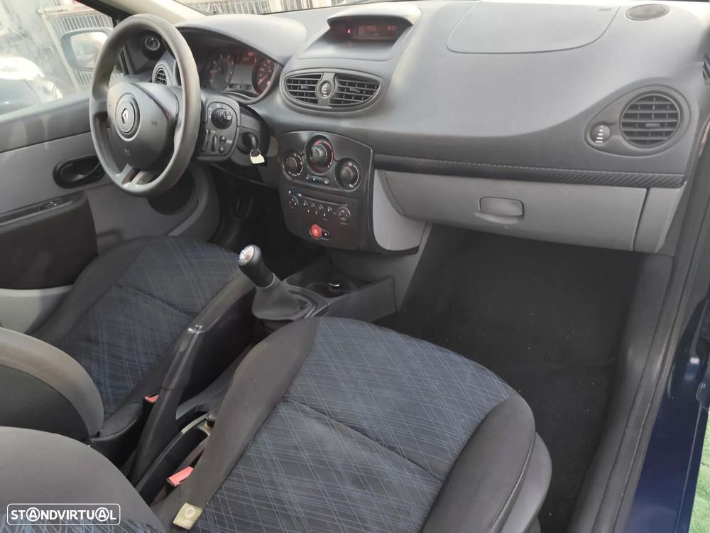 Renault Clio 1.2 16V Dynamique - 15