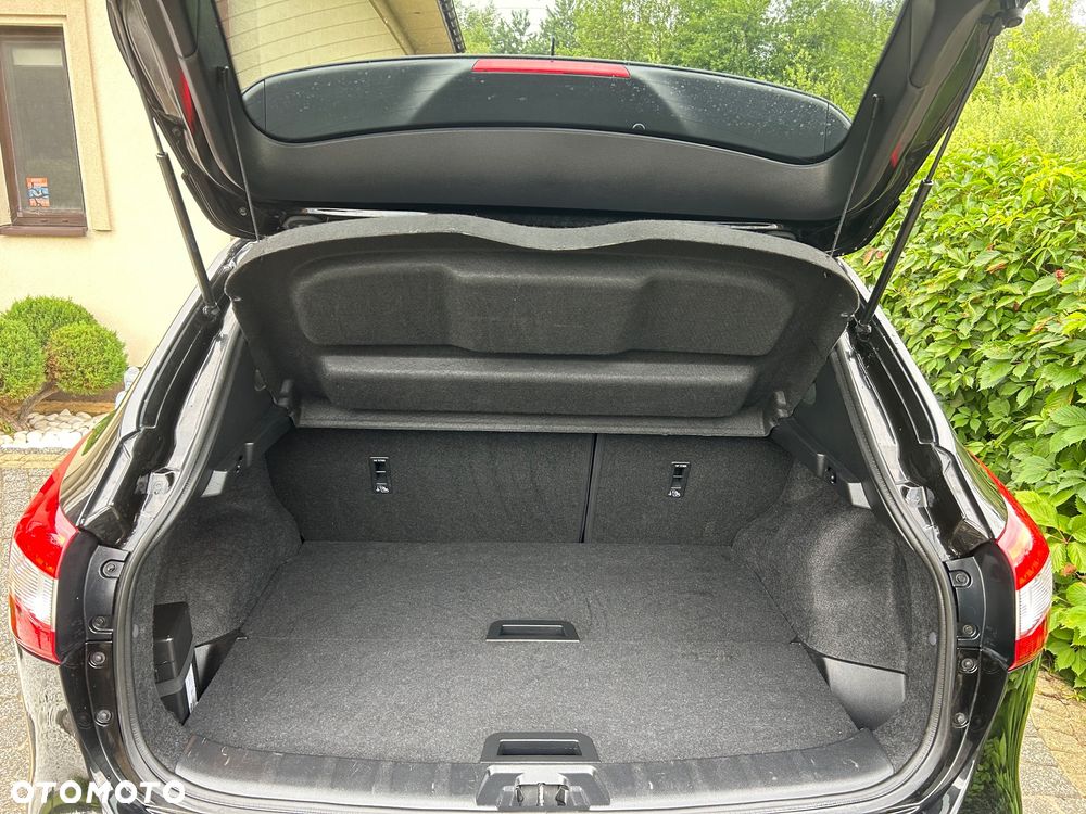 Nissan Qashqai 1.6 dCi 360 S&S - 22
