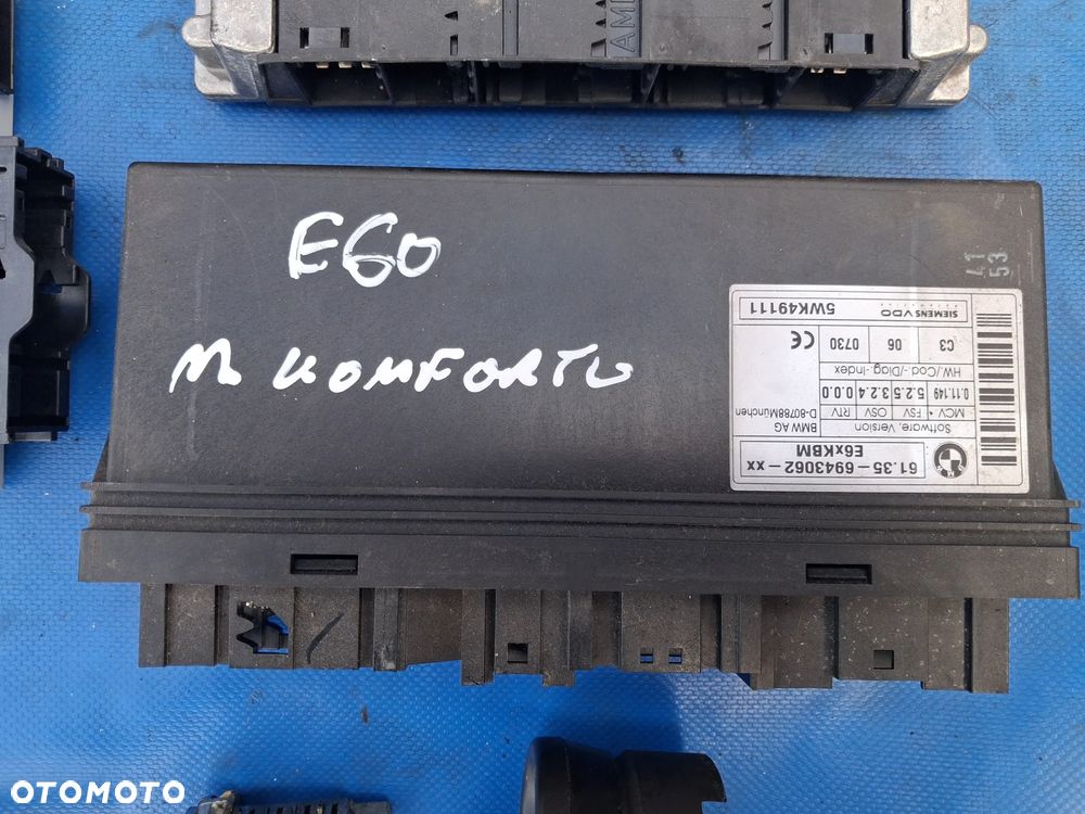 BMW 5 E60 E61 4.4 V8 Zestaw startowy silnika DO ODPALENIA 2x kluczyk sterownik silnika Bosch 0261209010 DME 7540510 ECU Immo 6928379 moduł komfortu 61356943062 5WK49111 EWS zapłonu CAS2 61356927931 5WK47995 - 6