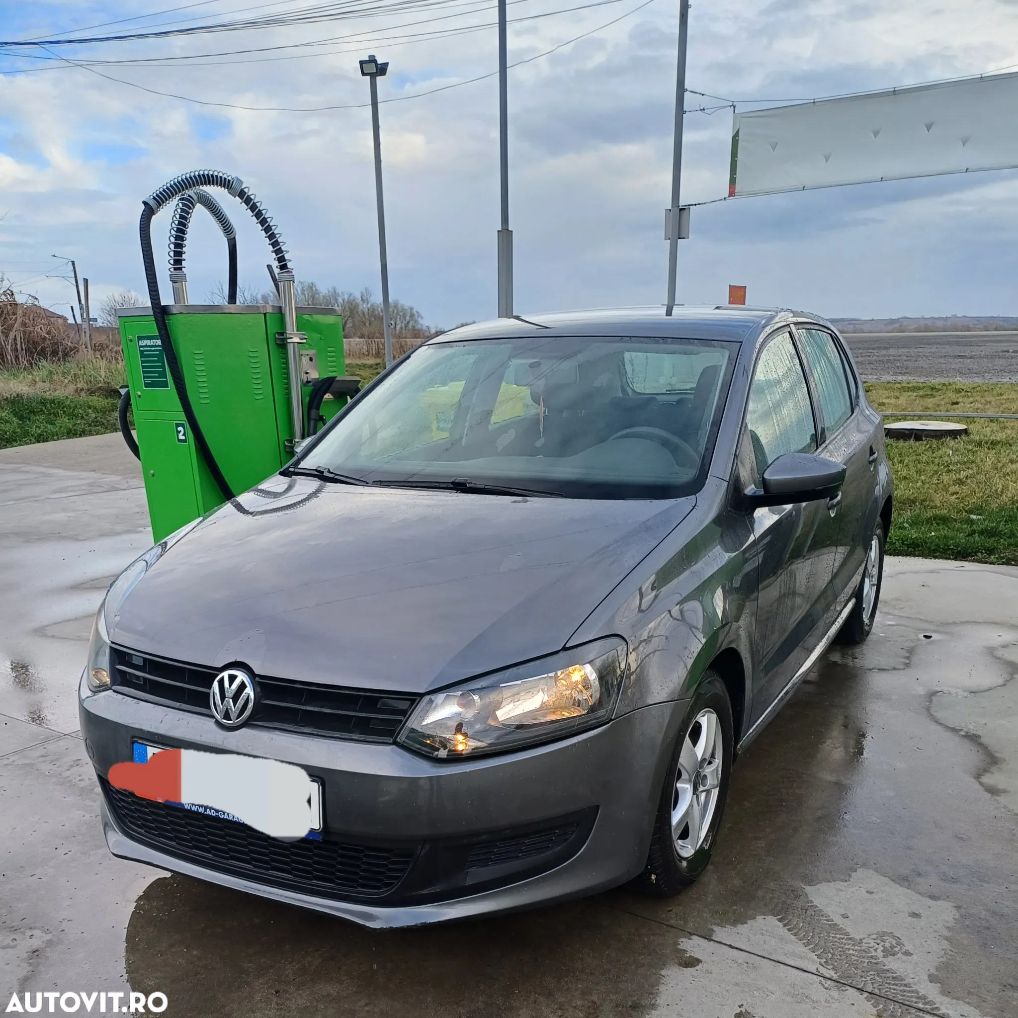 Volkswagen Polo 1.2 Comfortline - 2