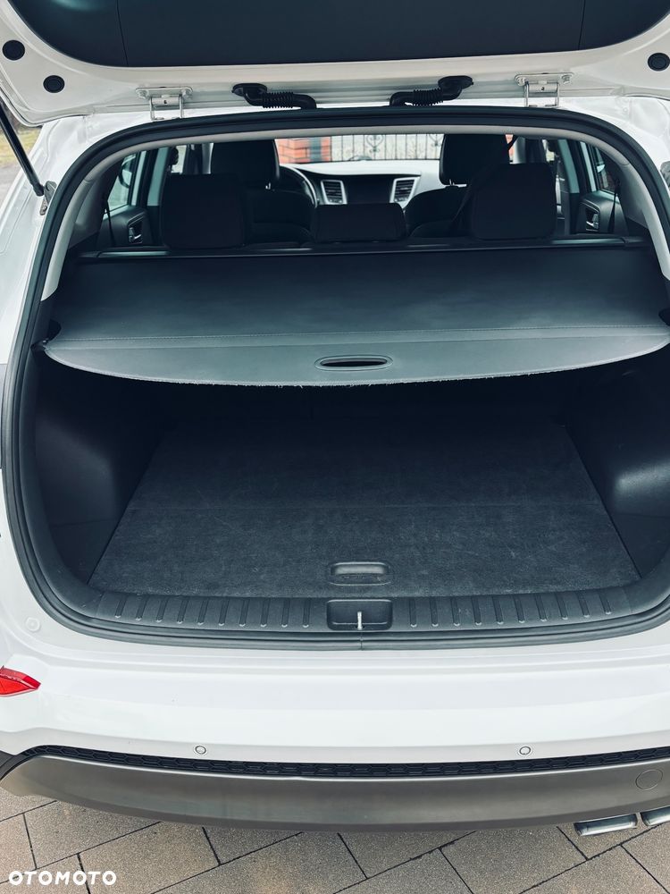 Hyundai Tucson 2.0 CRDi 4WD Automatik Style - 15