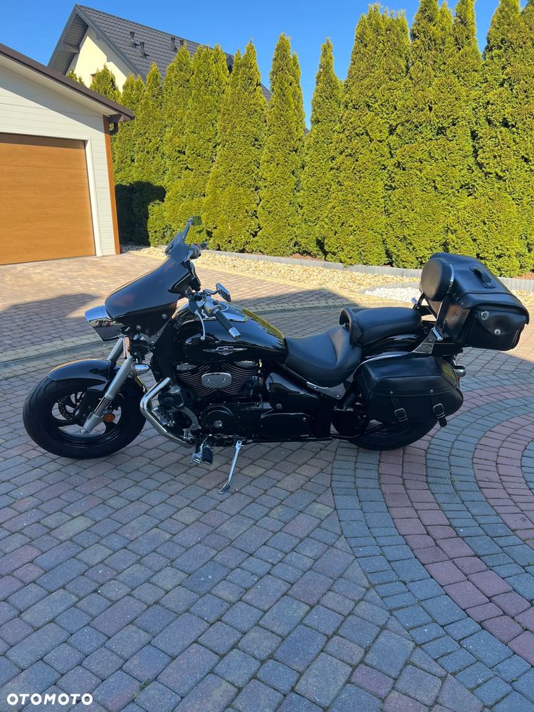 Suzuki Boulevard - 3