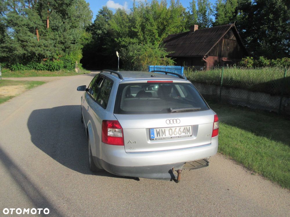 Audi A4 Avant - 4
