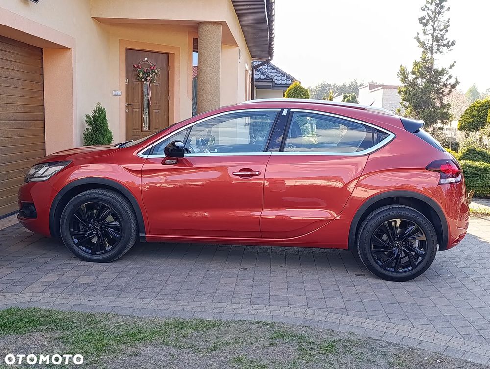 DS Automobiles DS 4 Crossback - 12