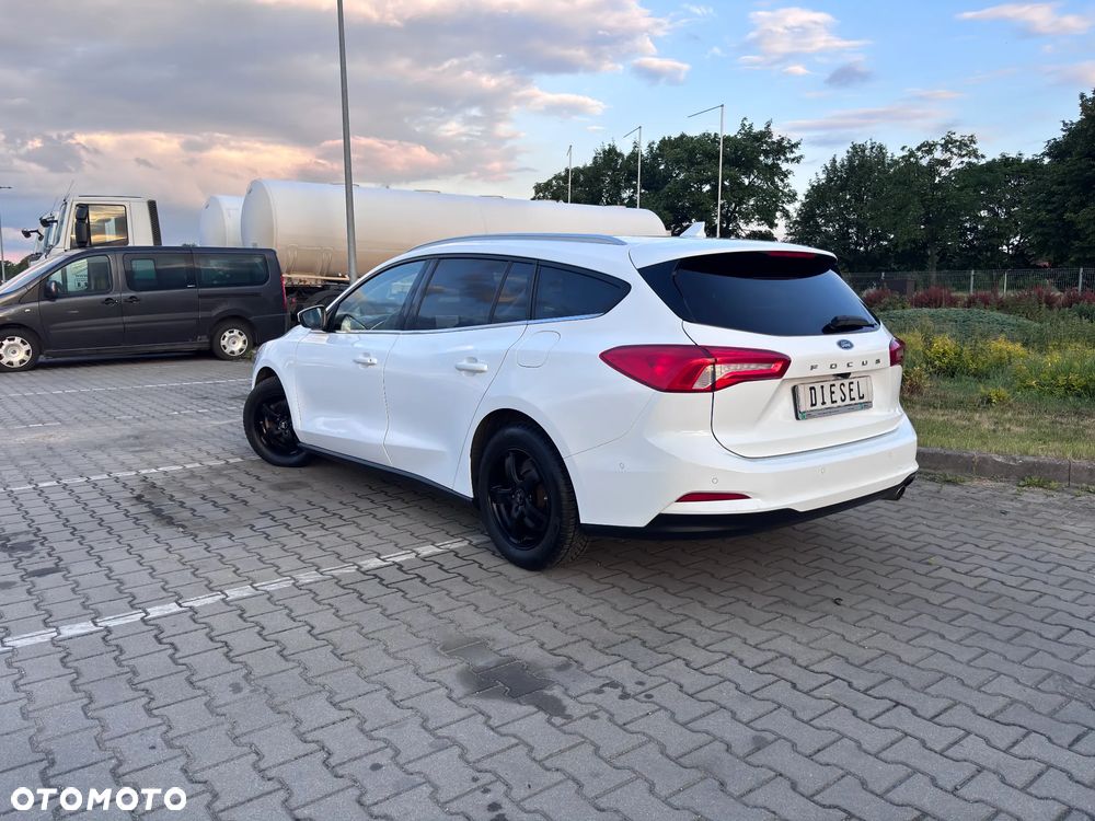 Ford Focus 2.0 EcoBlue Titanium Business - 5