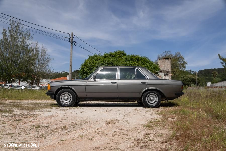 Mercedes-Benz 300 - 8
