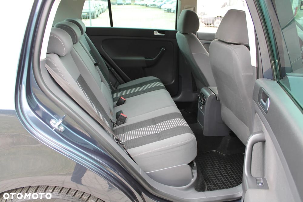 Volkswagen Golf Plus 1.6 Goal - 30