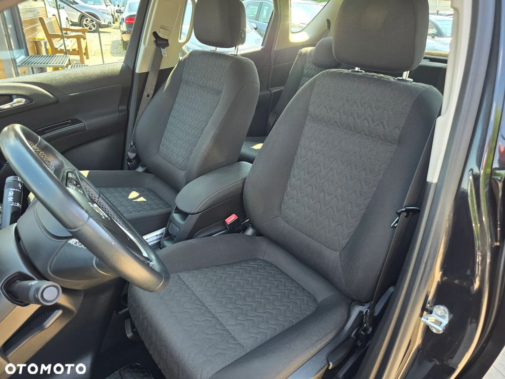 Opel Meriva - 12