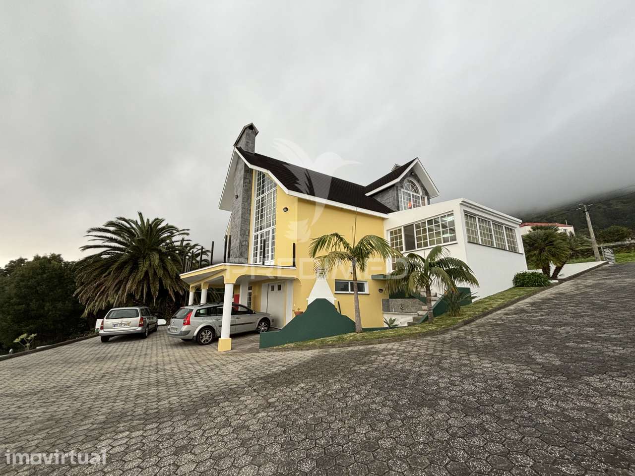 Moradia localizada na Ribeira do Nabo, freguesia da Urzelina - Grande imagem: 3/40