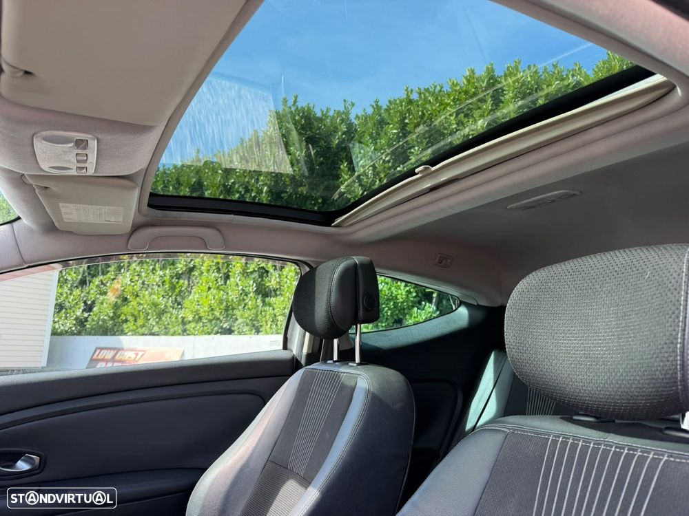 Renault Mégane Coupe 1.5 dCi Dynamique - 23