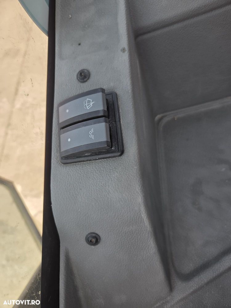 Wacker DUMPER 3 TONE, basculare LATARALA, CABINA cu aer conditionat, 2023, EX DEMO cu 152 ore, anv 98% ok, motor Perkins 50CP, lungime 3,7m, inaltime 2,8m, latime 1,8m, Masa operationala 5,8t, masa propie 2,8t, leasing 4 ani-CA NOU-PROMOTIE 26.900Eur+Tva - 19