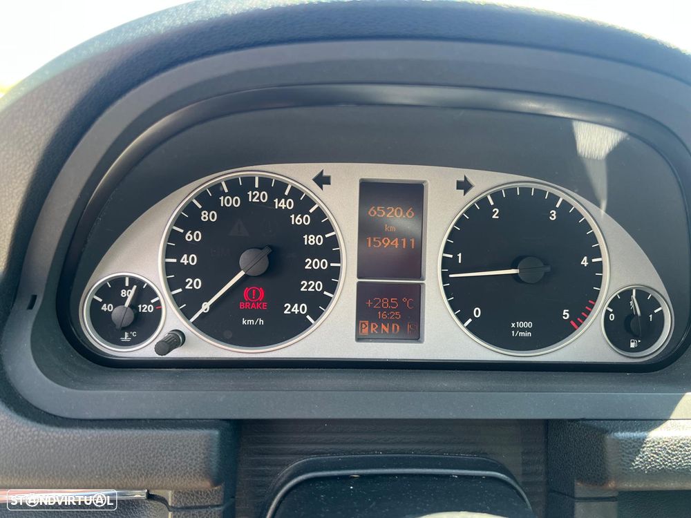 Mercedes-Benz B 180 CDI Autotronic - 13