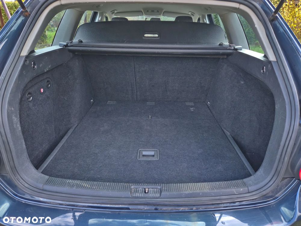 Volkswagen Golf 1.6 Trendline - 10