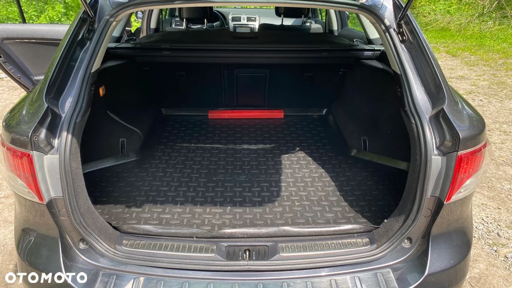 Toyota Avensis 1.8 Edition - 18