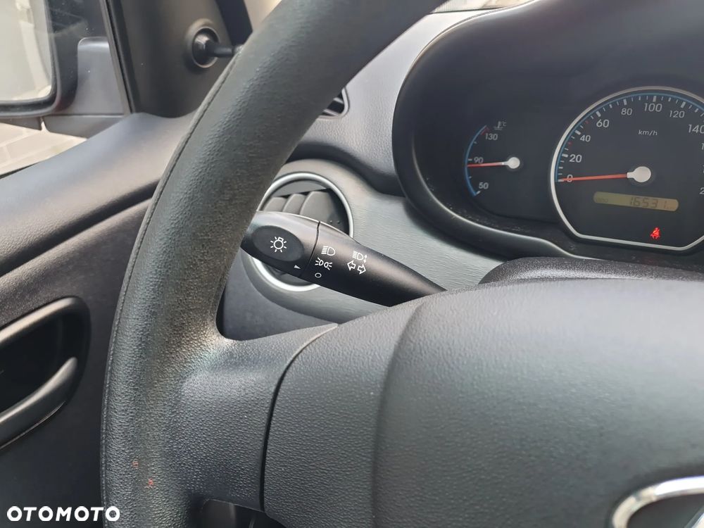 Hyundai i10 1.1 Base - 24