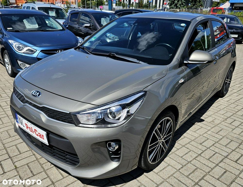 Kia Rio 1.0 T-GDI 100 Dream-Team Edition - 3
