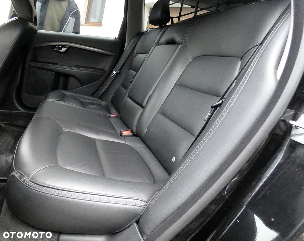 Volvo XC 70 D4 Geartronic Summum - 11